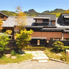 島宿真里