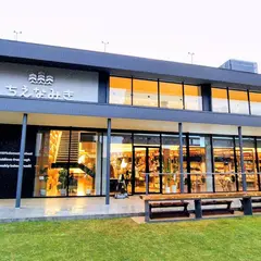 TSURUGA BOOKS&COMMONS ちえなみき