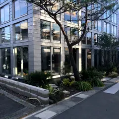 面白法人カヤック ぼくらの会議棟