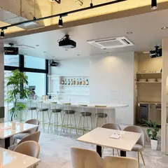 Ls plus / salada cafe & bar (エルズプラス) サラダ カフェ & バー