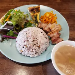 TLC cafe&dining