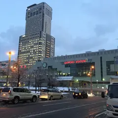 札幌駅北口地下駐車場