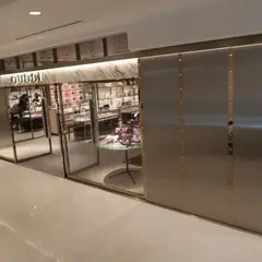 GUCCI銀座三越