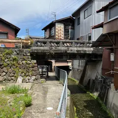 筋骨めぐり