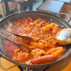 YAKUYAKU食堂(ヤクヤク食堂)