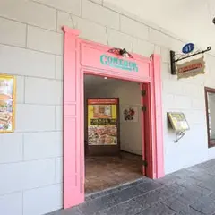 コメドル