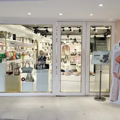 ROBINMAY展銷店