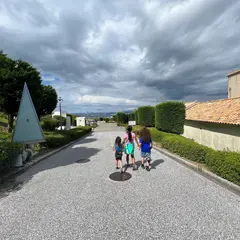 ニジゲンノモリ（バス）