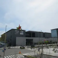 兵庫県立美術館　芸術の館