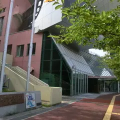 大阪府立大型児童館 ビッグバン