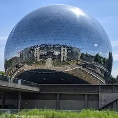 シテ科学産業博物館