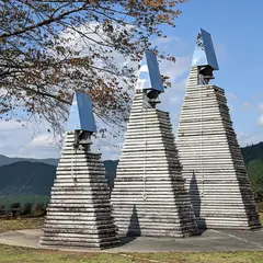 「命のビザ」モニュメント