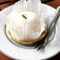 河口湖チーズケーキガーデン
