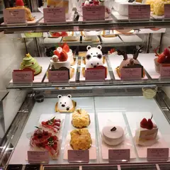 Paris Croissant