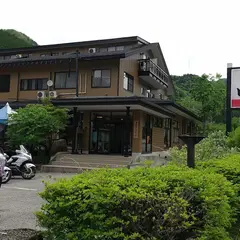シャレー中西