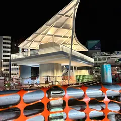 長崎駅前
