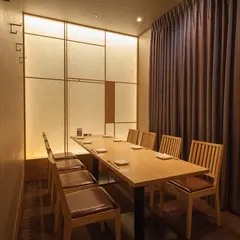 銀波 新宿東口店