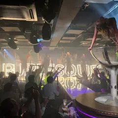 バーレスク 大阪｜大阪 梅田 ショーパブ サプライズ【クラブ】