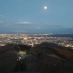 藻岩山