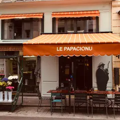 Le Papacionu Paris