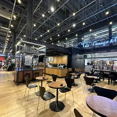 スターバックス TSUTAYA BOOKSTORE 東雲店