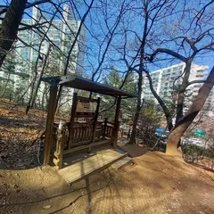 道路谷公園