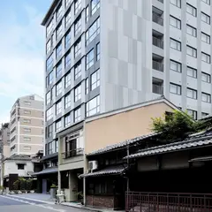 insomnia KYOTO OIKE