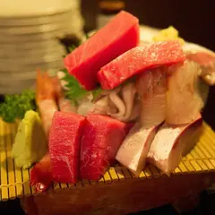 とっくりや