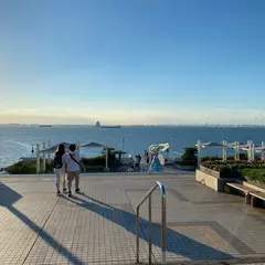 海ほたるパーキングエリア