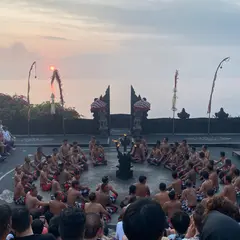 ウルワツ寺院（Uluwatu Temple）
