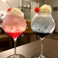 cafe＆bar Euphoria（ユーフォリア）