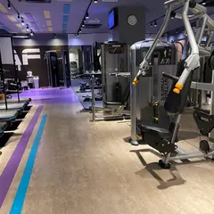 エニタイムフィットネス 新宿6丁目店