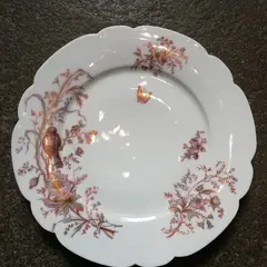 Passé composé brocante vaisselle ancienne