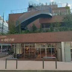 JIYUGAOKA de aone
