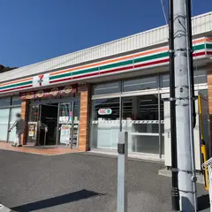 セブン-イレブン 日高村本郷店