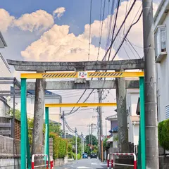 氷川女體神社参道鳥居