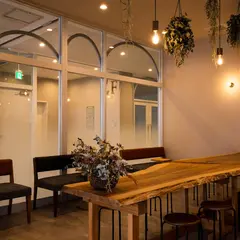 LiFE - burger&cafe -