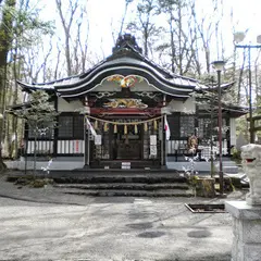 新屋山神社