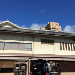 萩本陣