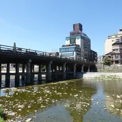 三条大橋