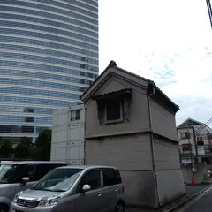 西新宿の石蔵