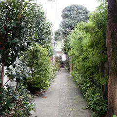不動通り商店街の路地