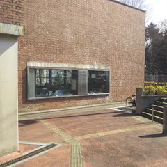 日野市立中央図書館