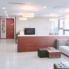 ポーズ医院