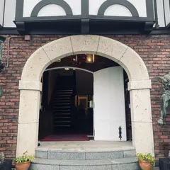 山手八番館