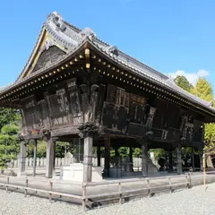 新勝寺 額堂