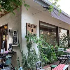 cote a cote