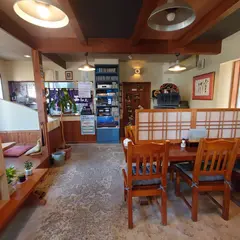 駄そば屋 三和土
