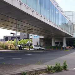 イオンレイクタウン駐車場