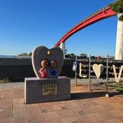 恋人の聖地の像